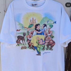 ISO Walt Disney World Snow White Shirt